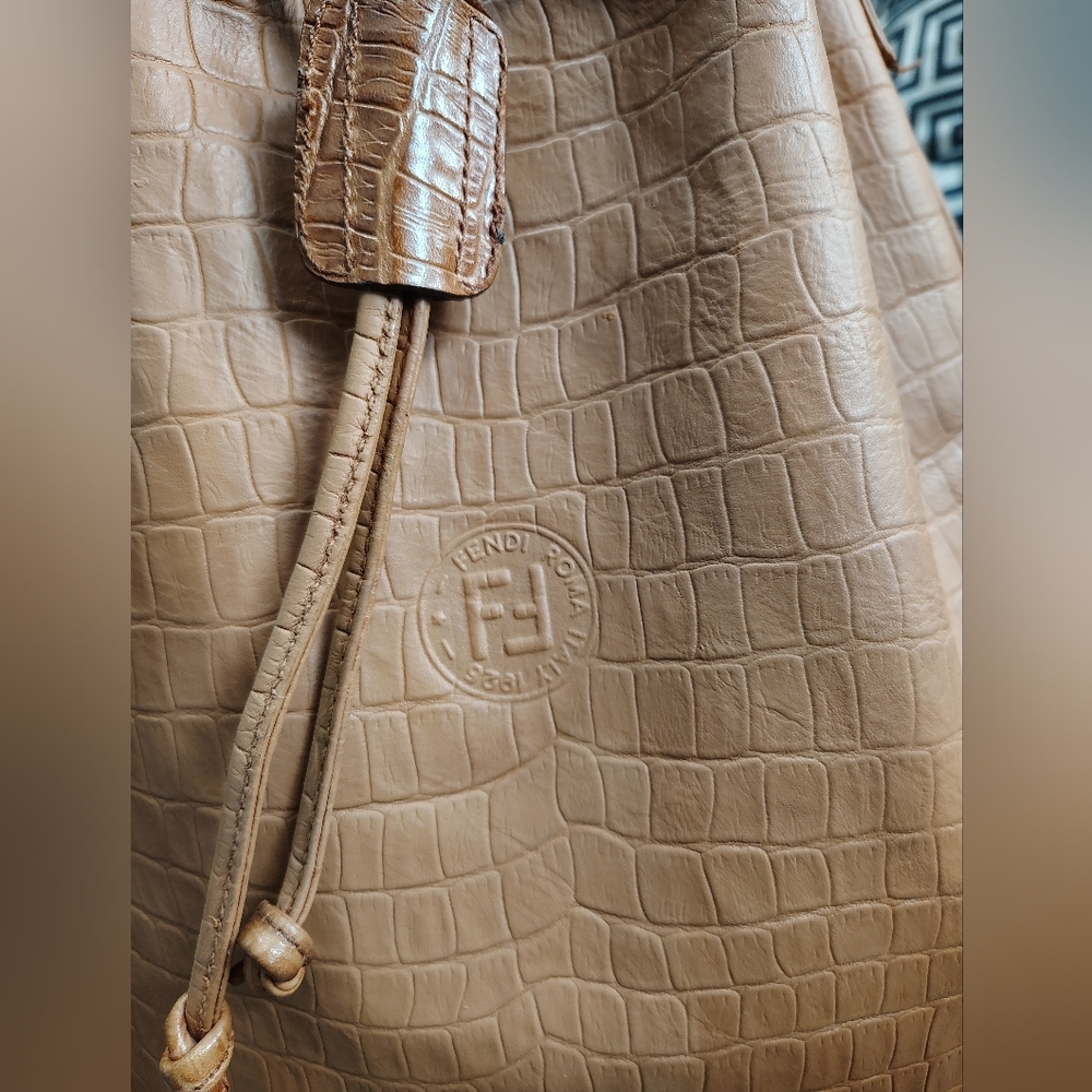 Fendi Tan Croc-Embossed Shoulder Bag - Picture 4 of 16